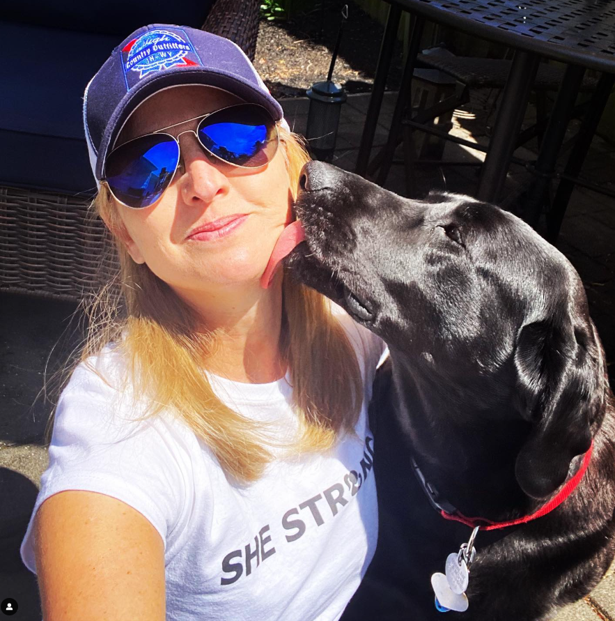 SHE STRONG White Short Sleeve Tee – Empowerment Tee at allaboutshe.net